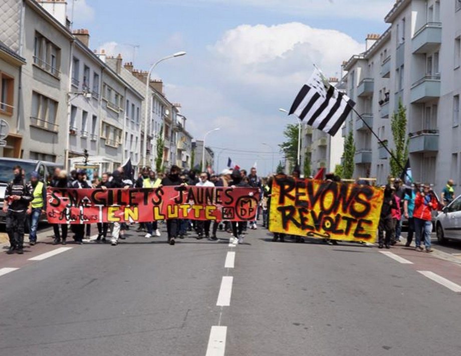 Acte 27 à Saint-Nazaire : coquillages et lacrymos