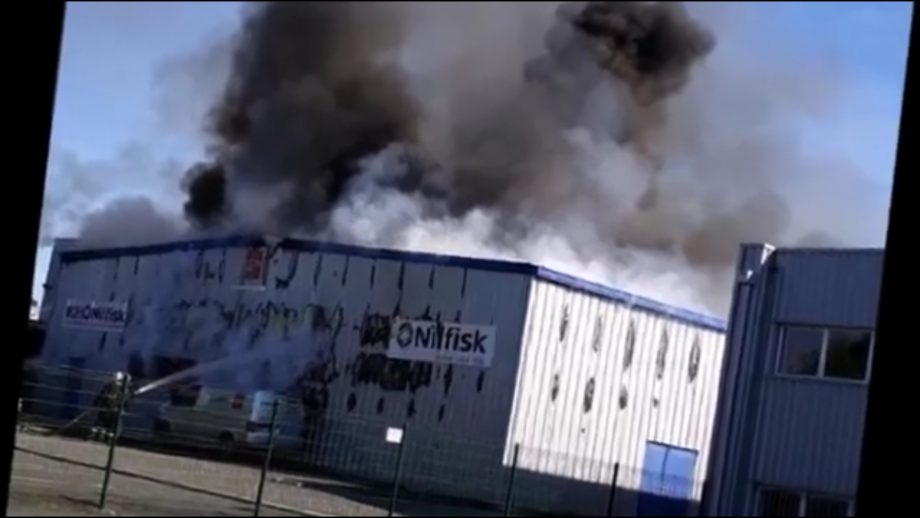 À Lyon, Rouen et ailleurs : incendies en série