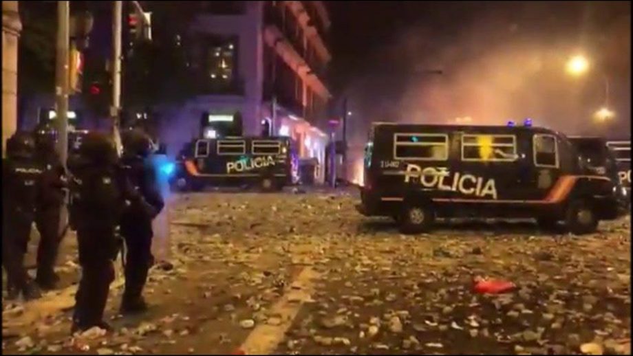 Barcelone : marée humaine, grève générale et nuit insurrectionnelle