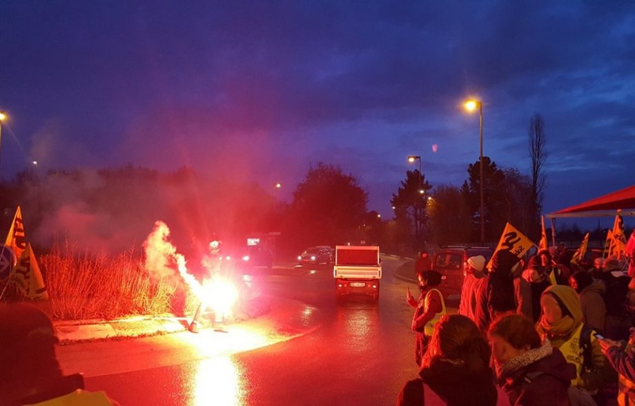 Nantes 12 décembre, blocages multiples