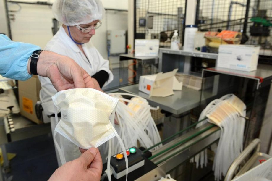 Coronavirus : des centaines de milliers de masques stockés aux portes de Nantes