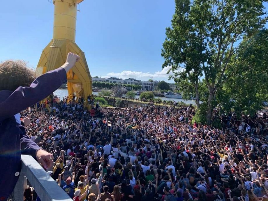 Nantes : foule massive en hommage à Steve