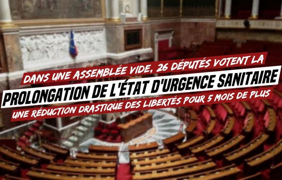 « L’état d’urgence sanitaire » prolongé en pleine nuit dans un Parlement vide