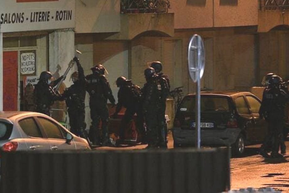 Angers : expulsion policière et attaque fasciste
