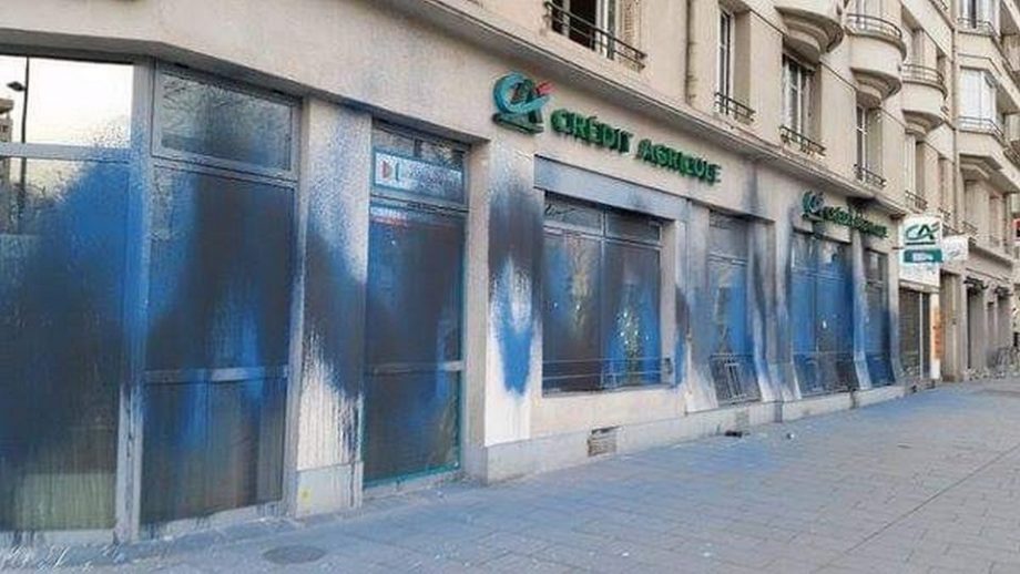Interview : l’art de peindre les banques