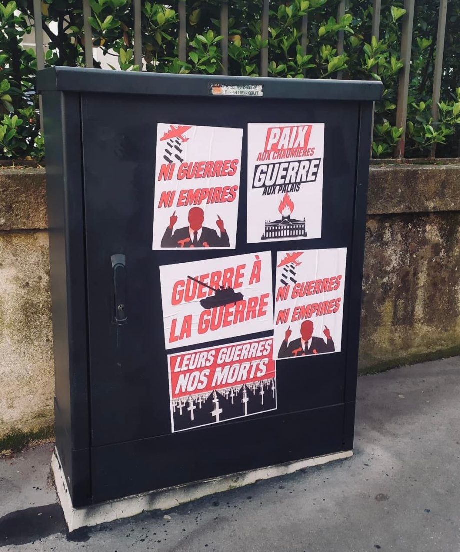 Collages contre la guerre