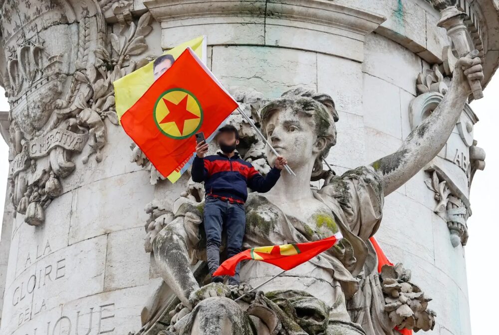 Colère kurde dans les rues de Paris