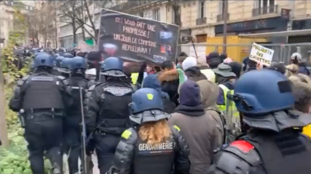 7 janvier : des milliers de Gilets Jaunes à Paris