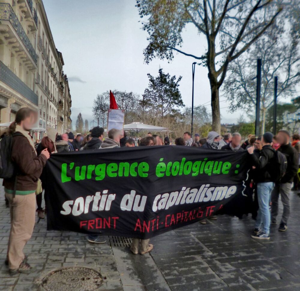 Nantes : on brave l’État d’Urgence contre la COP 21