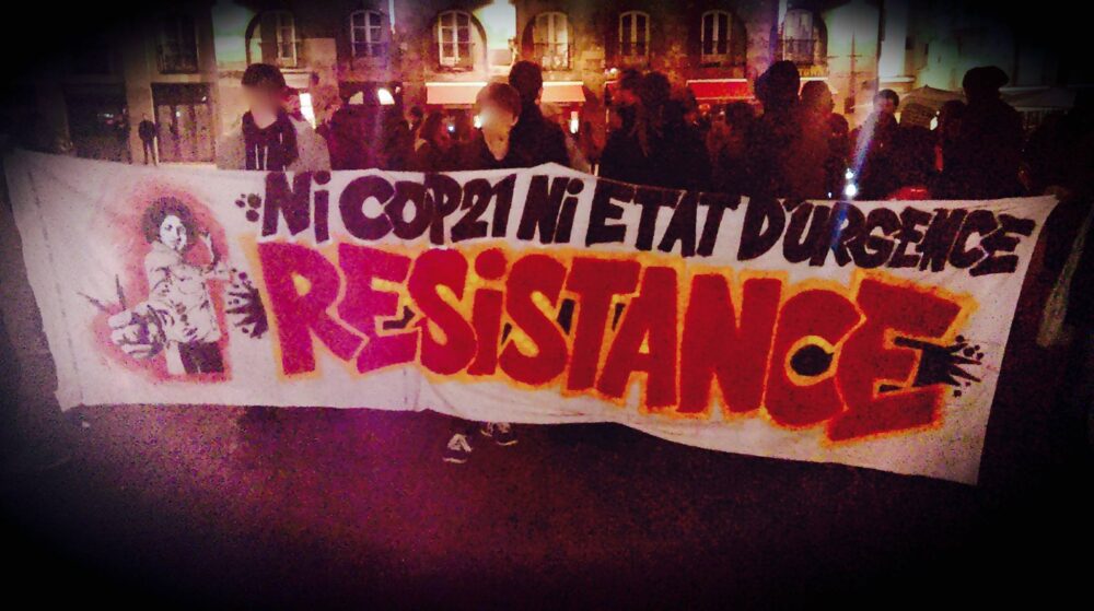 État d’urgence : la police attaque une manifestation à Nantes
