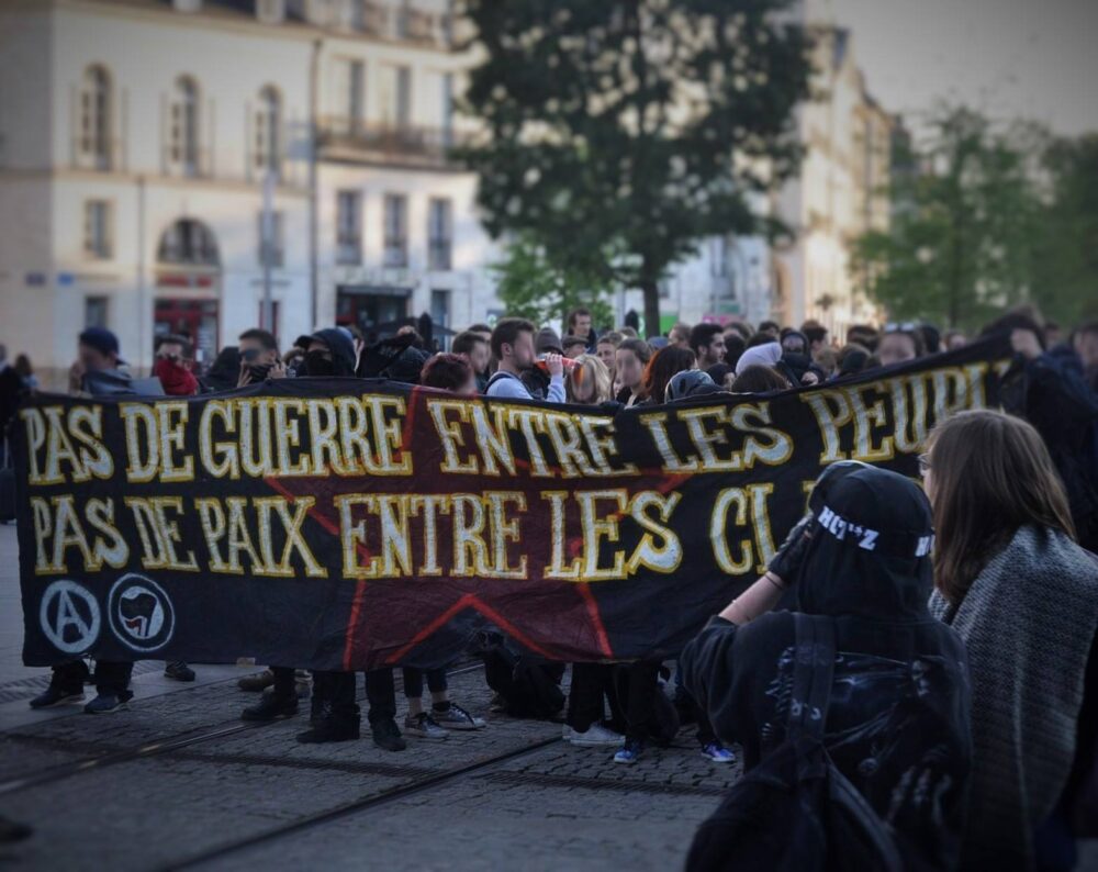 10 mai : contre le 49.3, soirée sauvage à Nantes