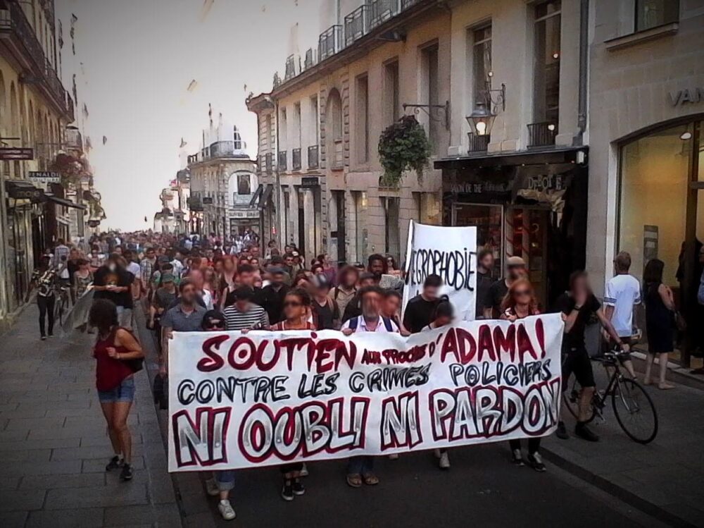 Contre les violences d’État, 300 personnes à Nantes