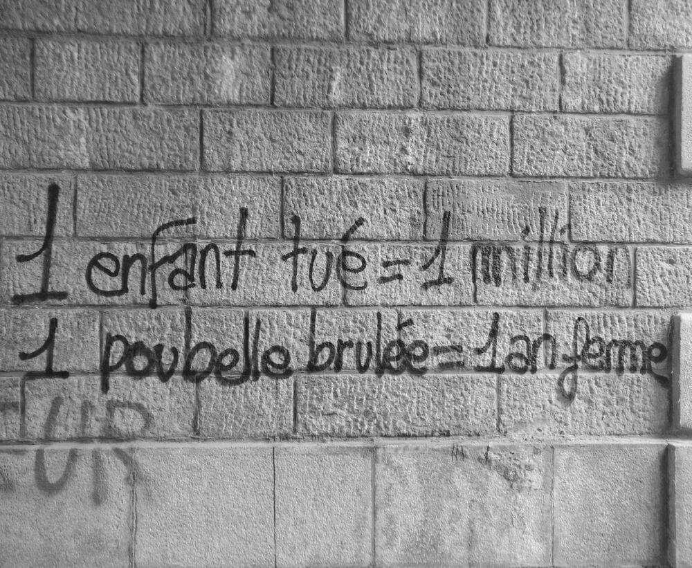 Les murs ont la parole