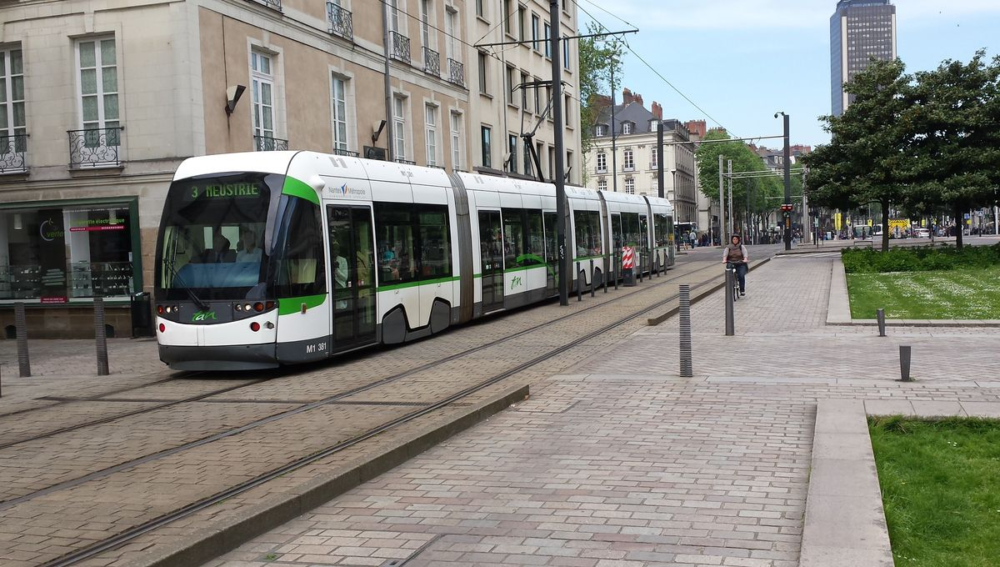 Retraites : les transports en commun nantais rejoignent la grève