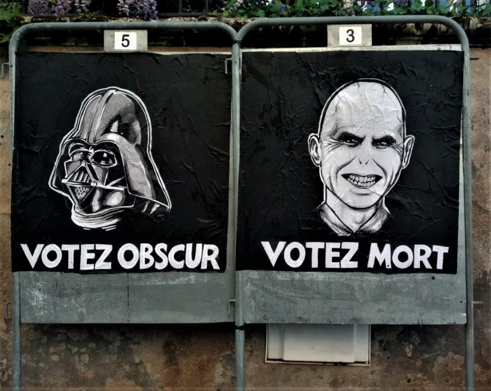 Démocratie française, 2022