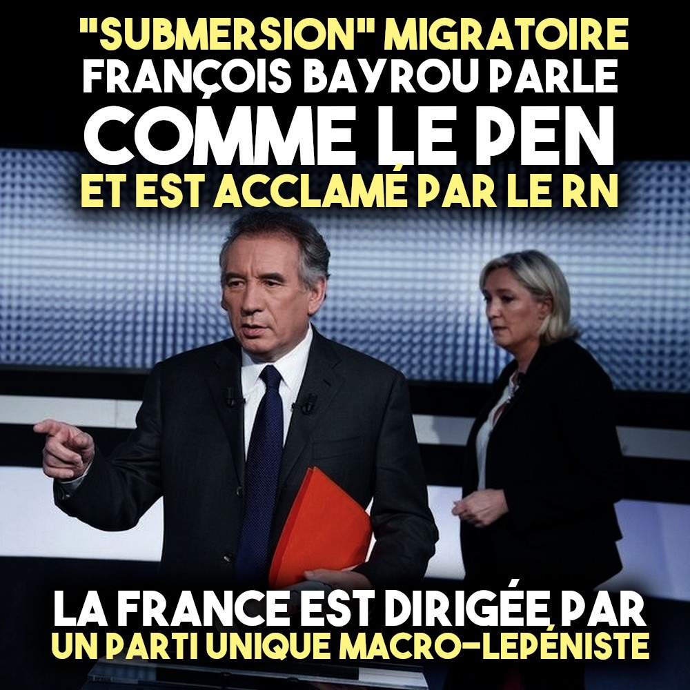 Bayrou, un dossier sous le bras, et derrière lui Marine Le Pen.