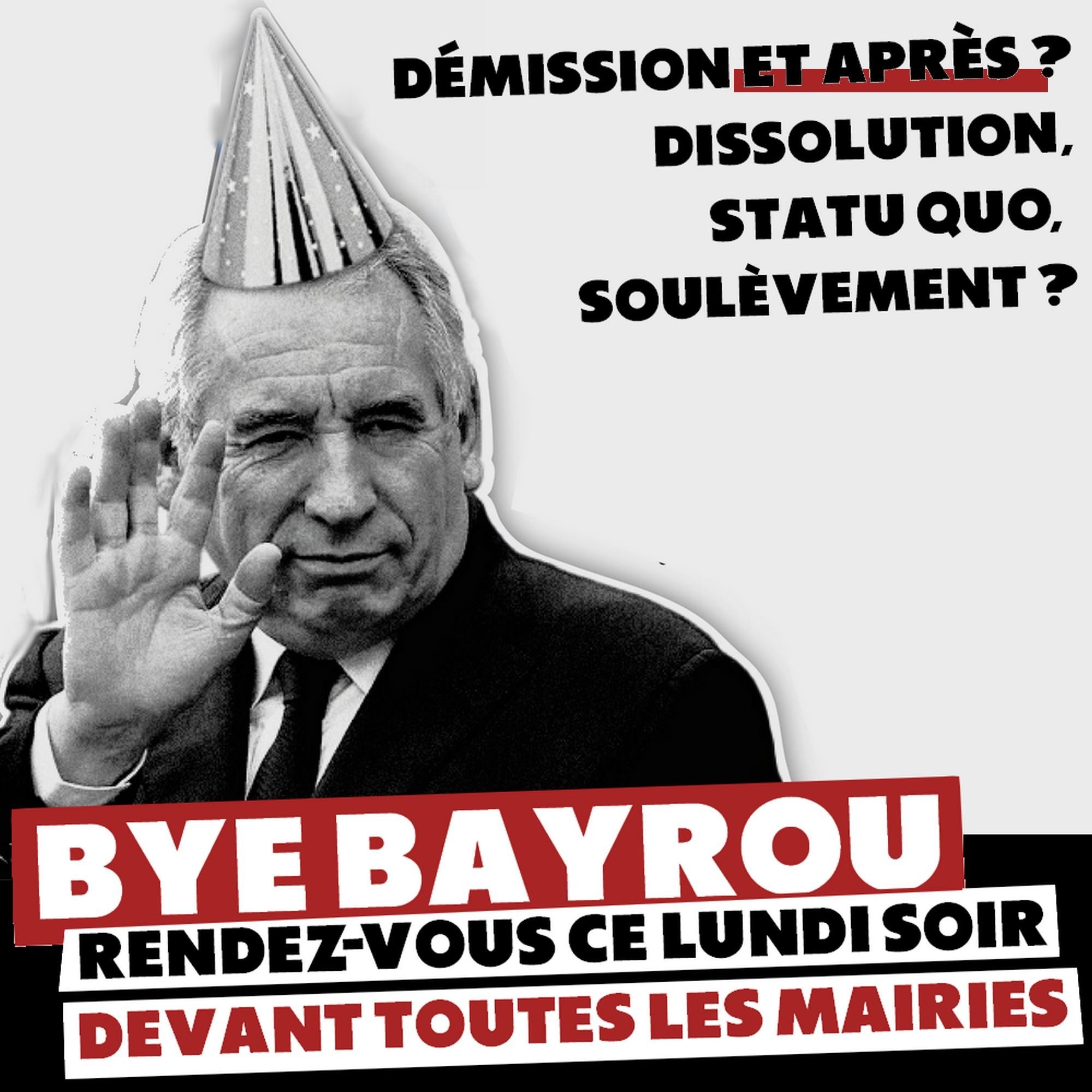 Bayrou fait bye bye avec un petit chapeau en papier.