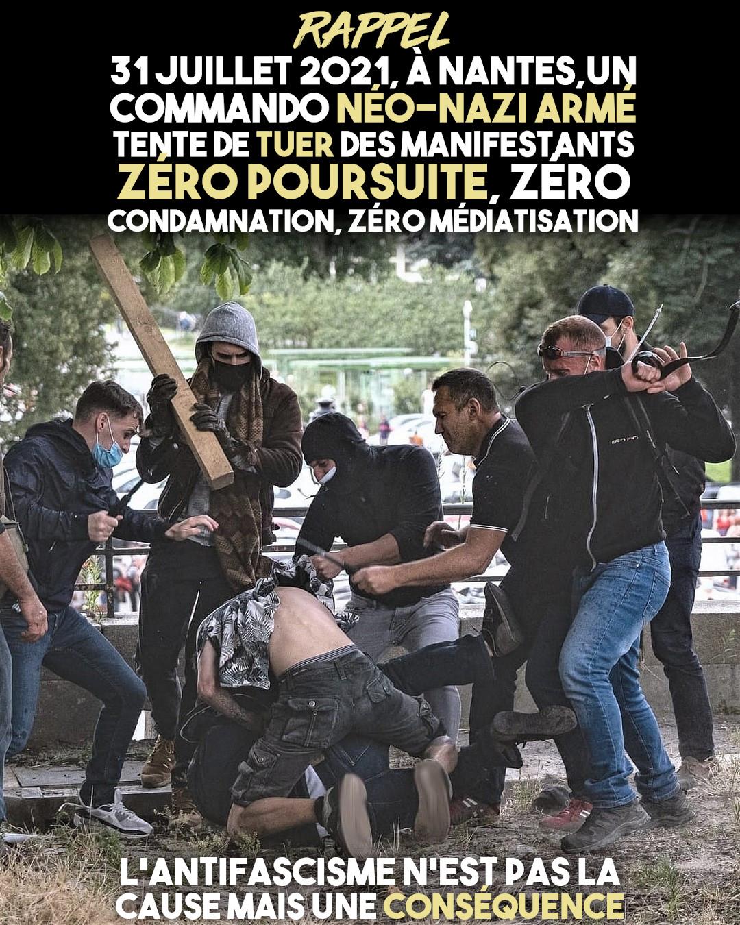 Photo de Wilfried Van Liempd et cinq autres hommes passant à tabac une personne au sol. Il y a deux matraques télescopiques en fer, une ceinture avec une boucle métallique, une poutre et des paires de poings.