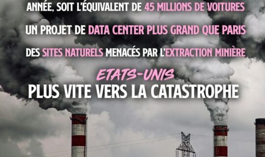 Les cheminées d'une centrale électrique, un paysage qui va devenir la norme aux USA avec le développement de l'intelligence artificielle.